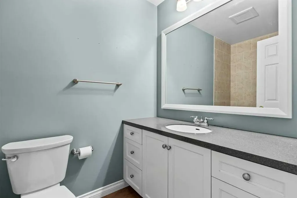 10731 Maplebend Drive SE Calgary AB T2J 1X3