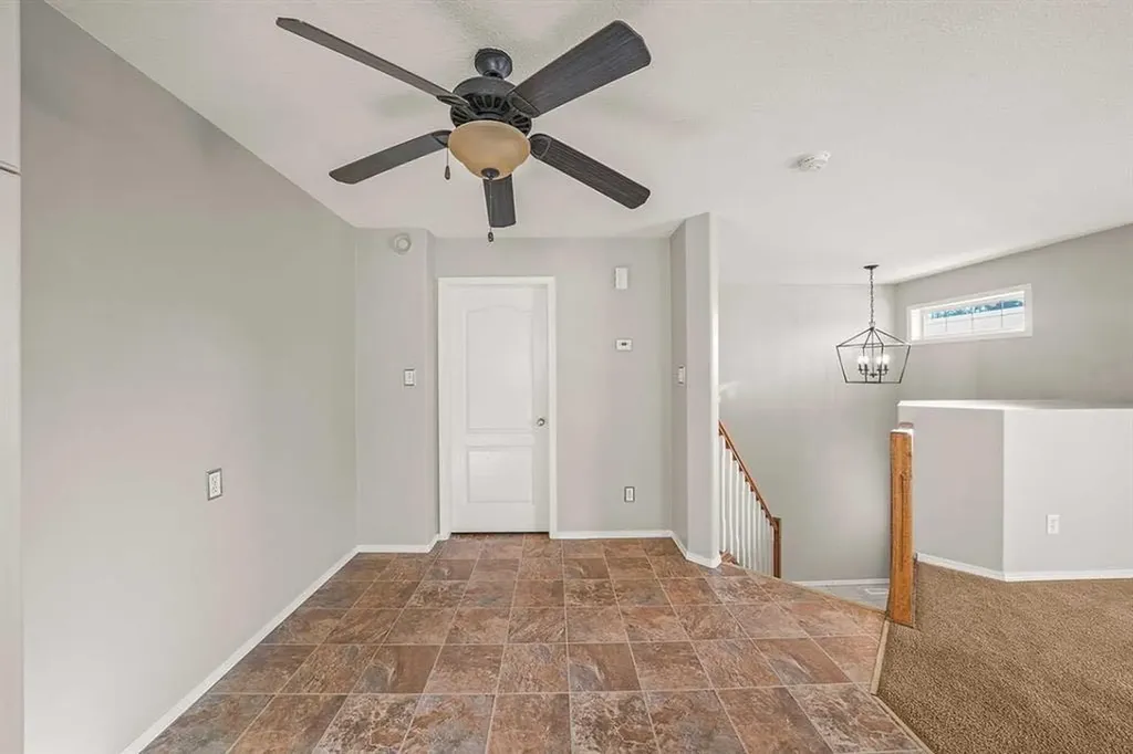 4626 44 Street Sylvan Lake AB T4S 1W7
