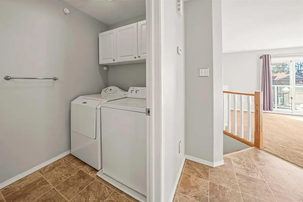 4626 44 Street Sylvan Lake AB T4S 1W7