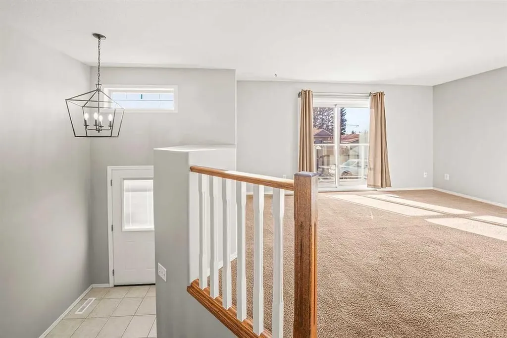 4626 44 Street Sylvan Lake AB T4S 1W7