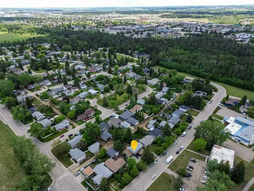 5 Selkirk Boulevard Red Deer AB T4N 0G1