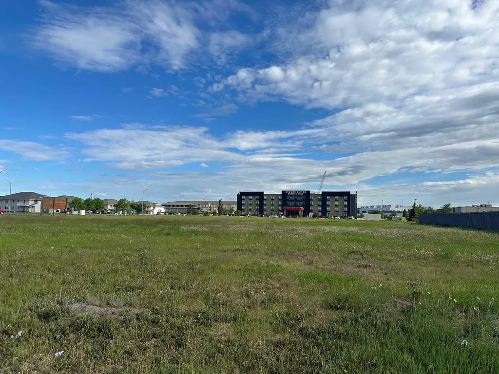 10541 110 Street Grande Prairie AB T8V 7X2
