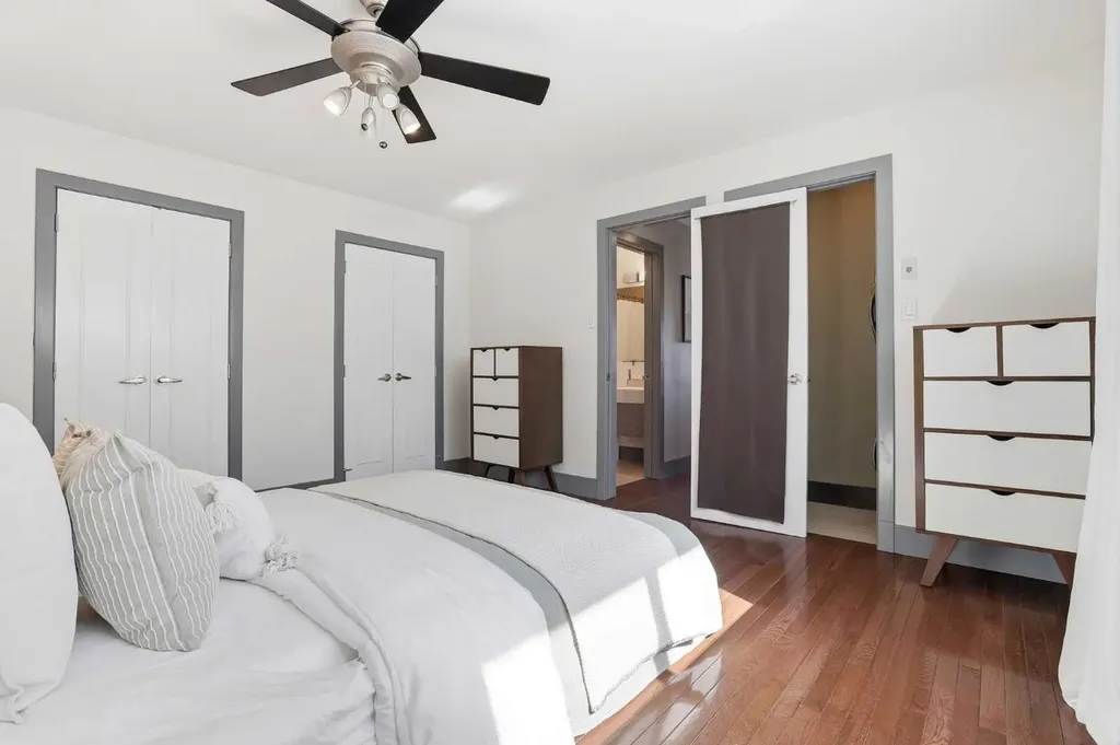1736 13 Avenue SW Calgary AB T3C 0T9
