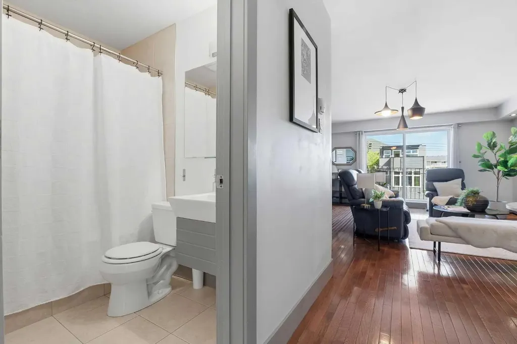 1736 13 Avenue SW Calgary AB T3C 0T9