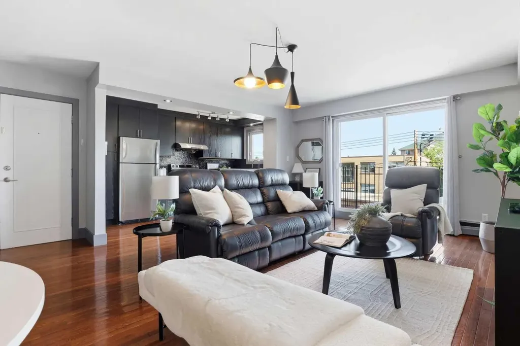 1736 13 Avenue SW Calgary AB T3C 0T9