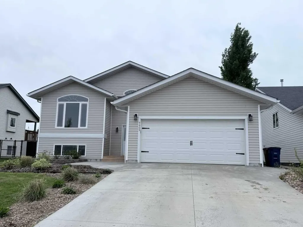 9609 100 Avenue Lac La Biche AB T0A 2C0