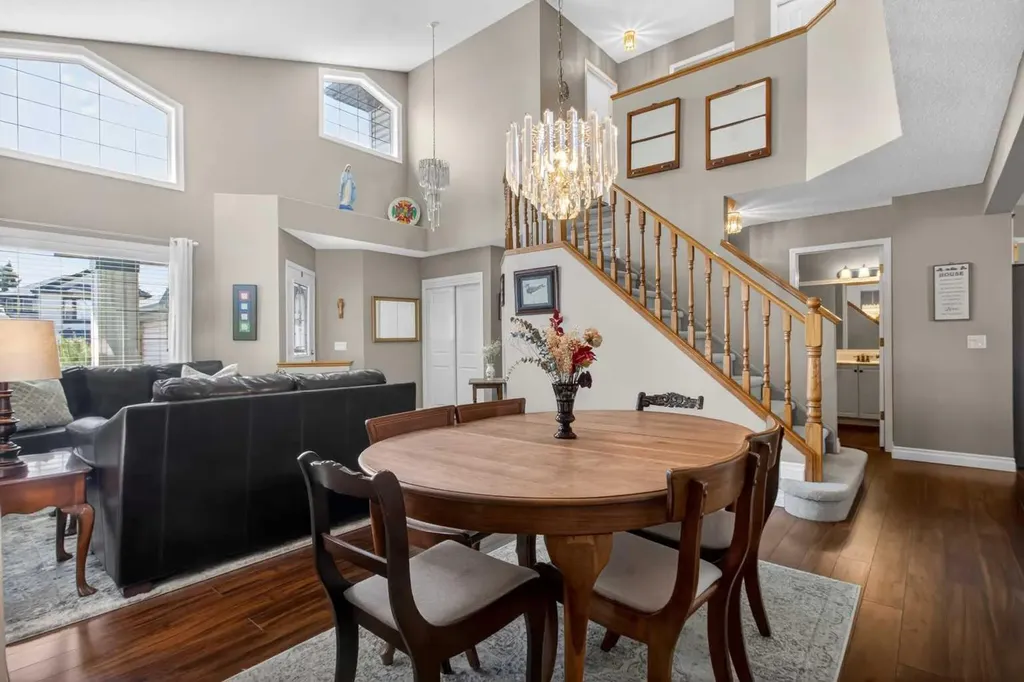 210 Douglas Ridge Place SE Calgary AB T2Z 2T4