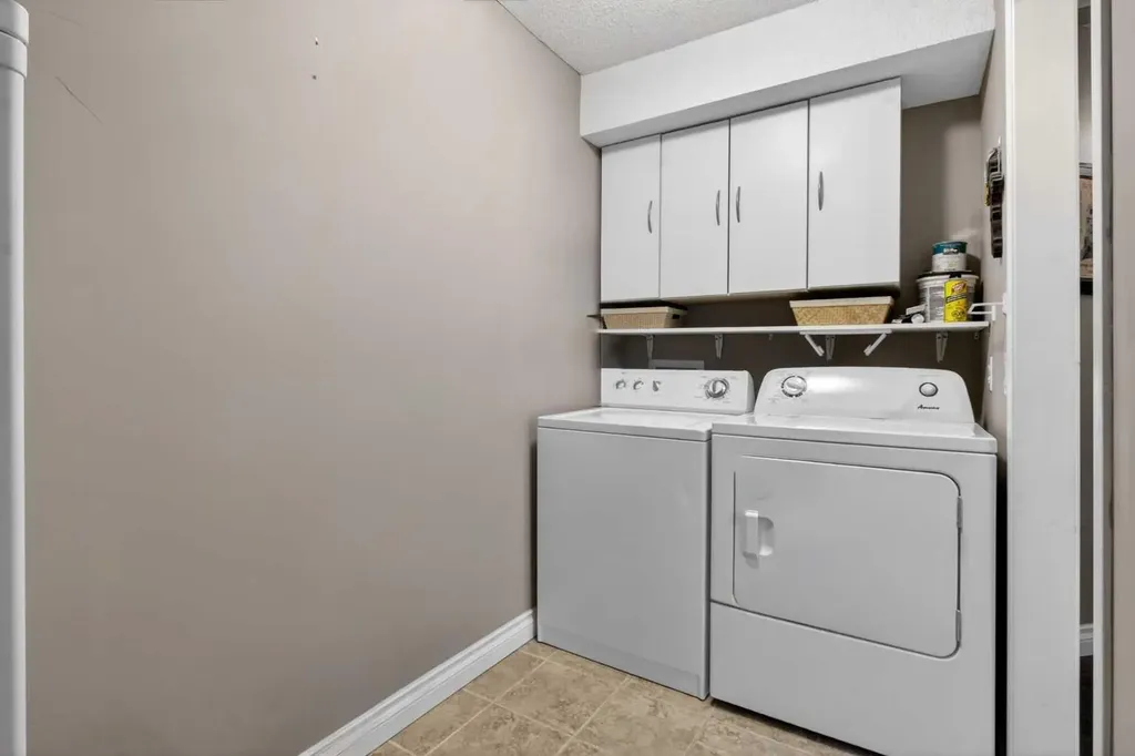 210 Douglas Ridge Place SE Calgary AB T2Z 2T4