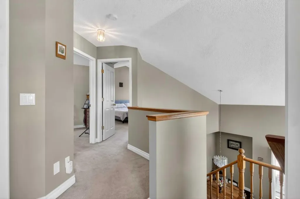 210 Douglas Ridge Place SE Calgary AB T2Z 2T4