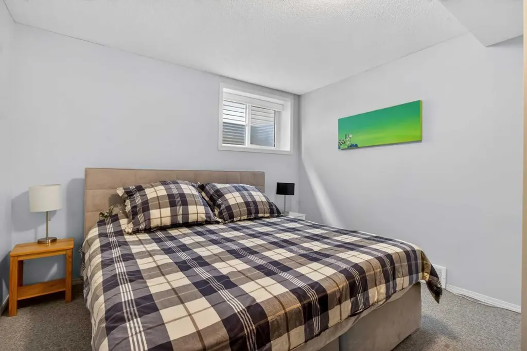 210 Douglas Ridge Place SE Calgary AB T2Z 2T4