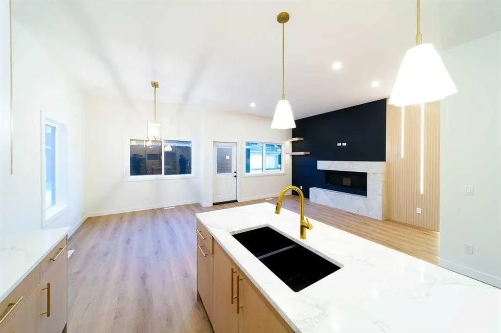 1185 Iron Ridge Avenue Crossfield AB T0M 0S0