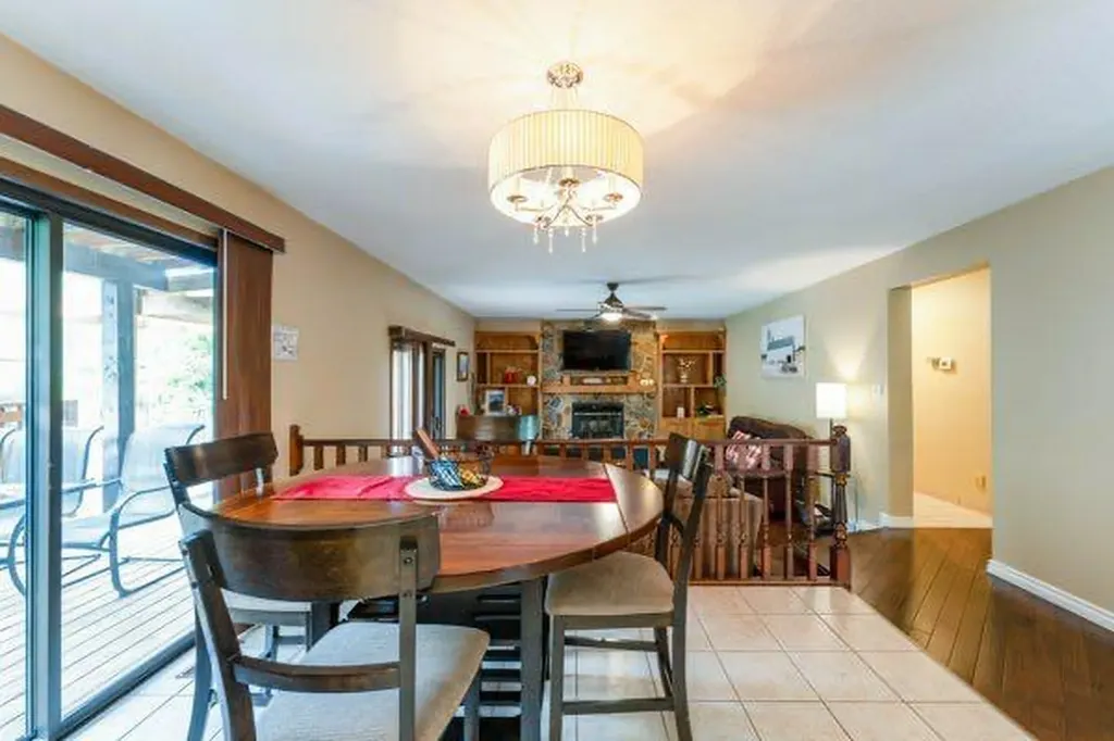181 Huntington Park Drumheller AB T0J0Y6