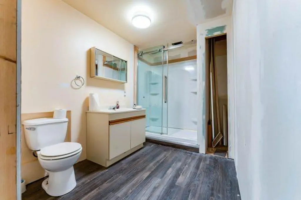 181 Huntington Park Drumheller AB T0J0Y6