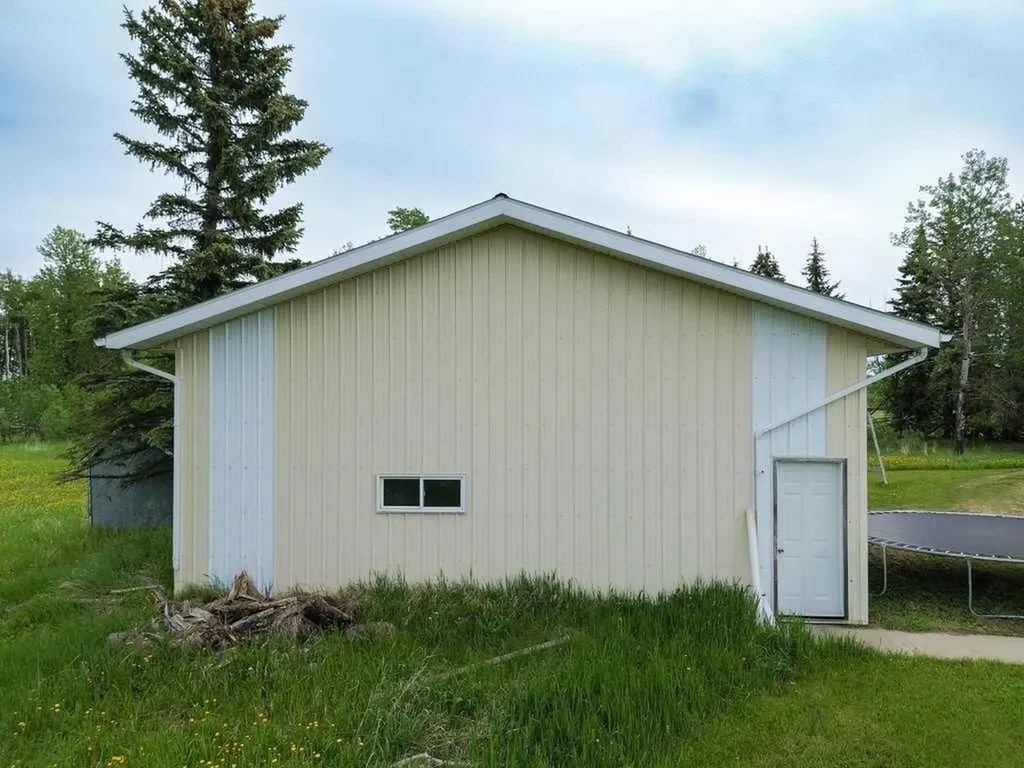 64016 Twp Road 40-1a Township Rural Clearwater County AB T4T 2A1