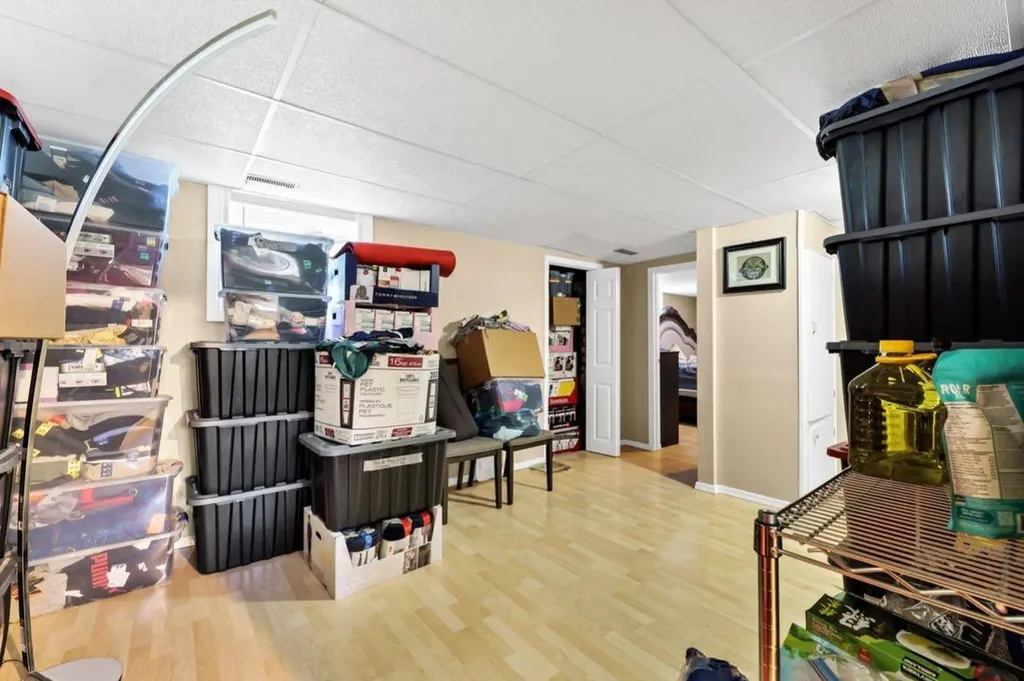 53 3 Street SW Medicine Hat AB T1A 4C4