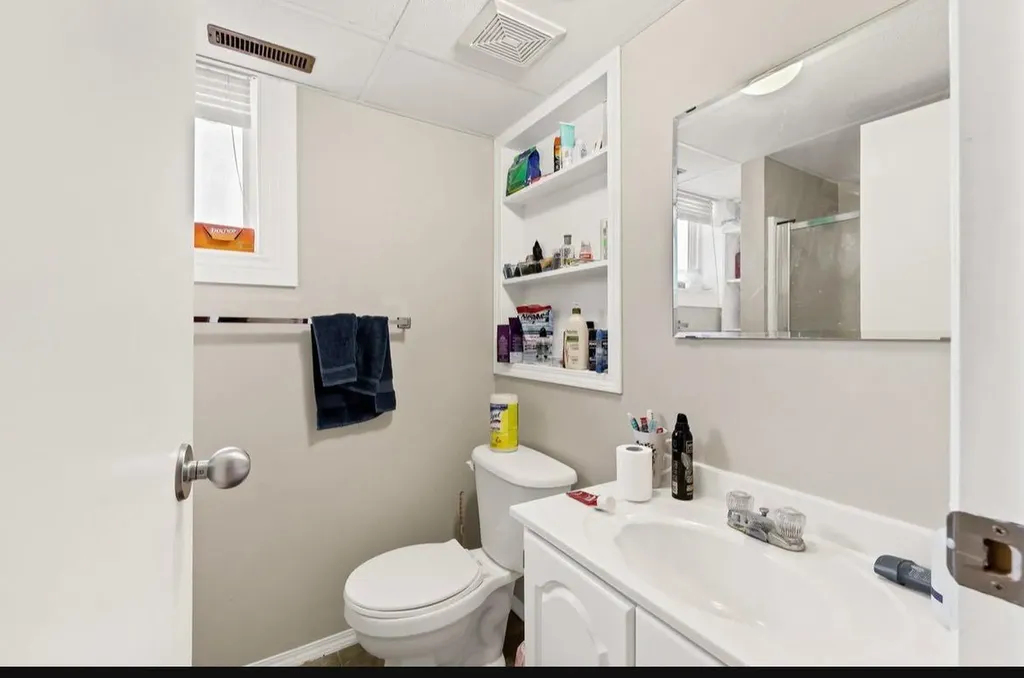 53 3 Street SW Medicine Hat AB T1A 4C4