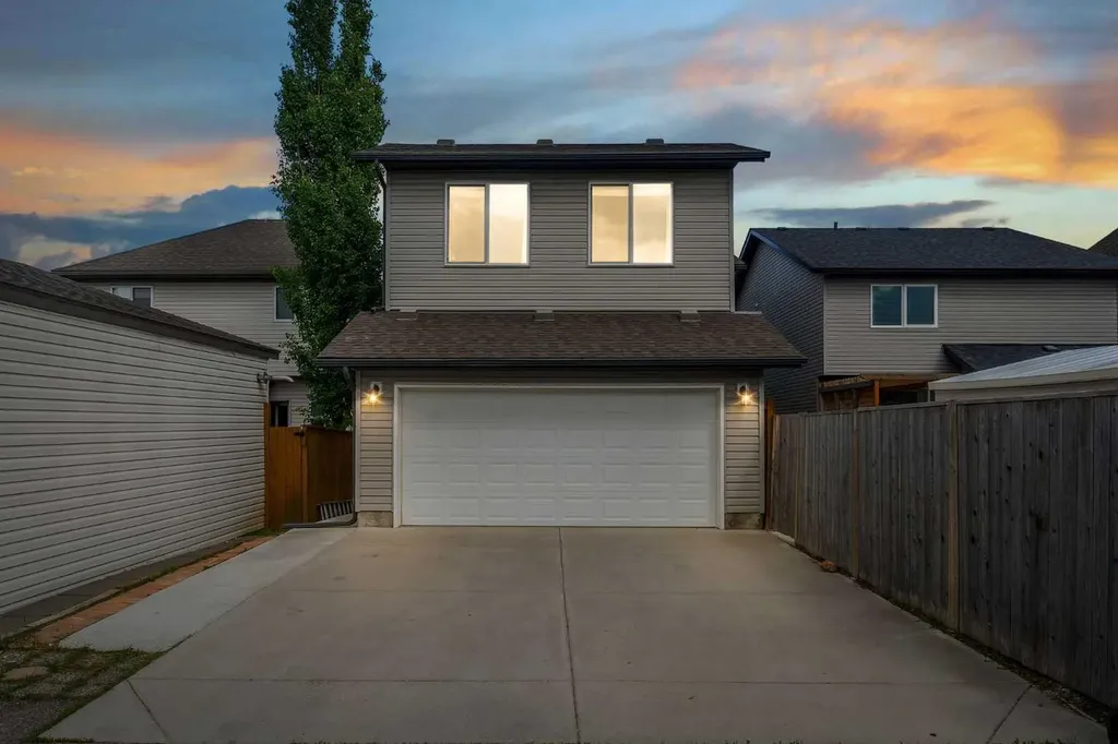 240 Elgin Meadows Way SE Calgary AB T2Z0R9