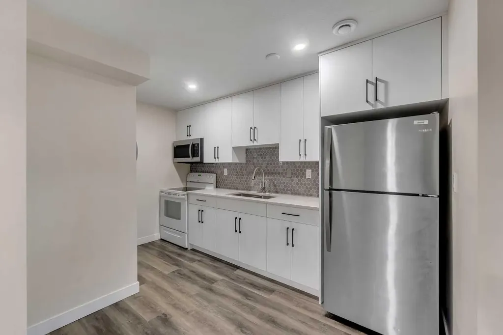 240 Elgin Meadows Way SE Calgary AB T2Z0R9
