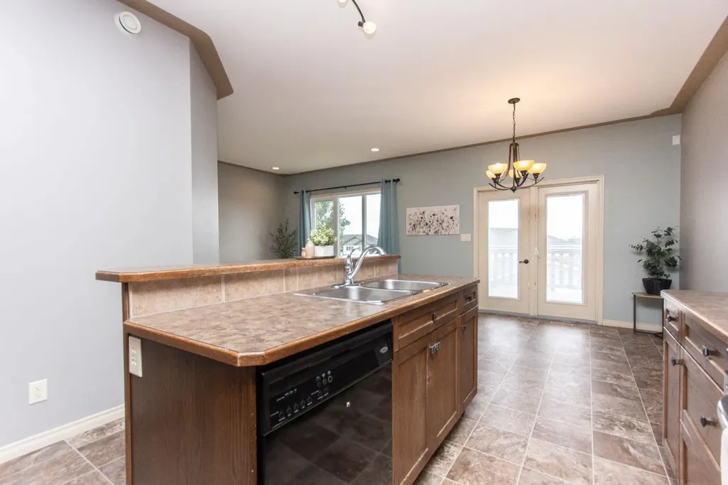 101 Valley Crescent Blackfalds AB T4M 0J7