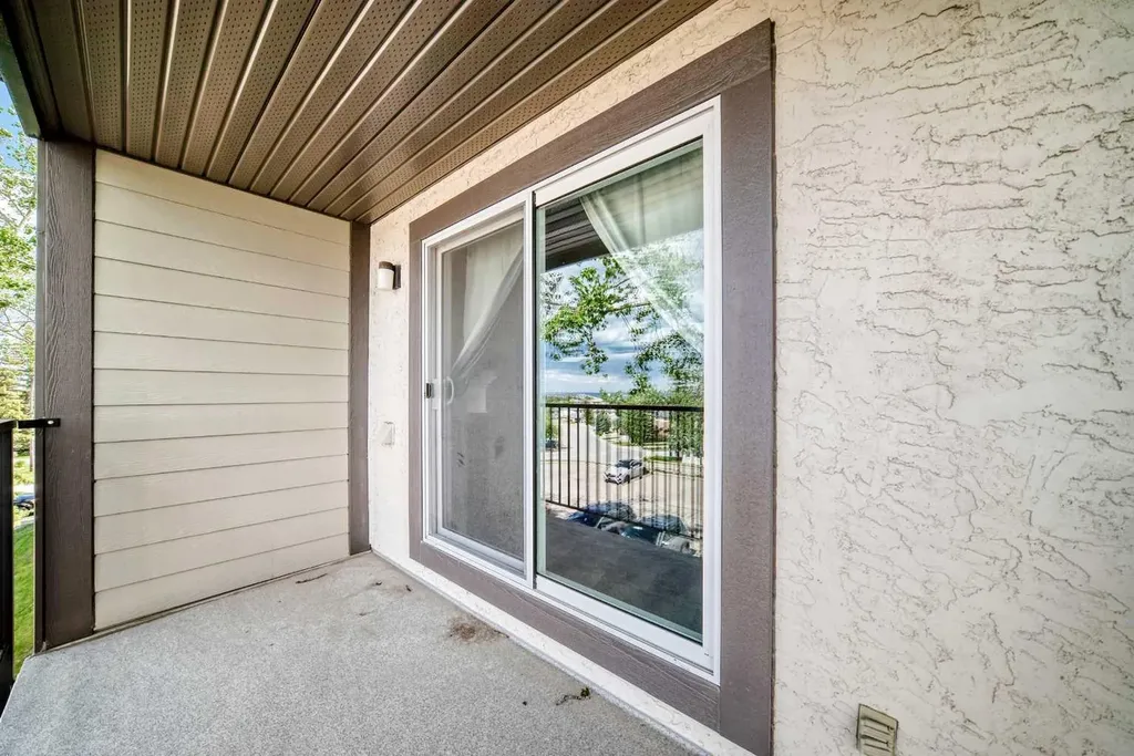 385 Patterson Hill SW Calgary AB T3H2P3