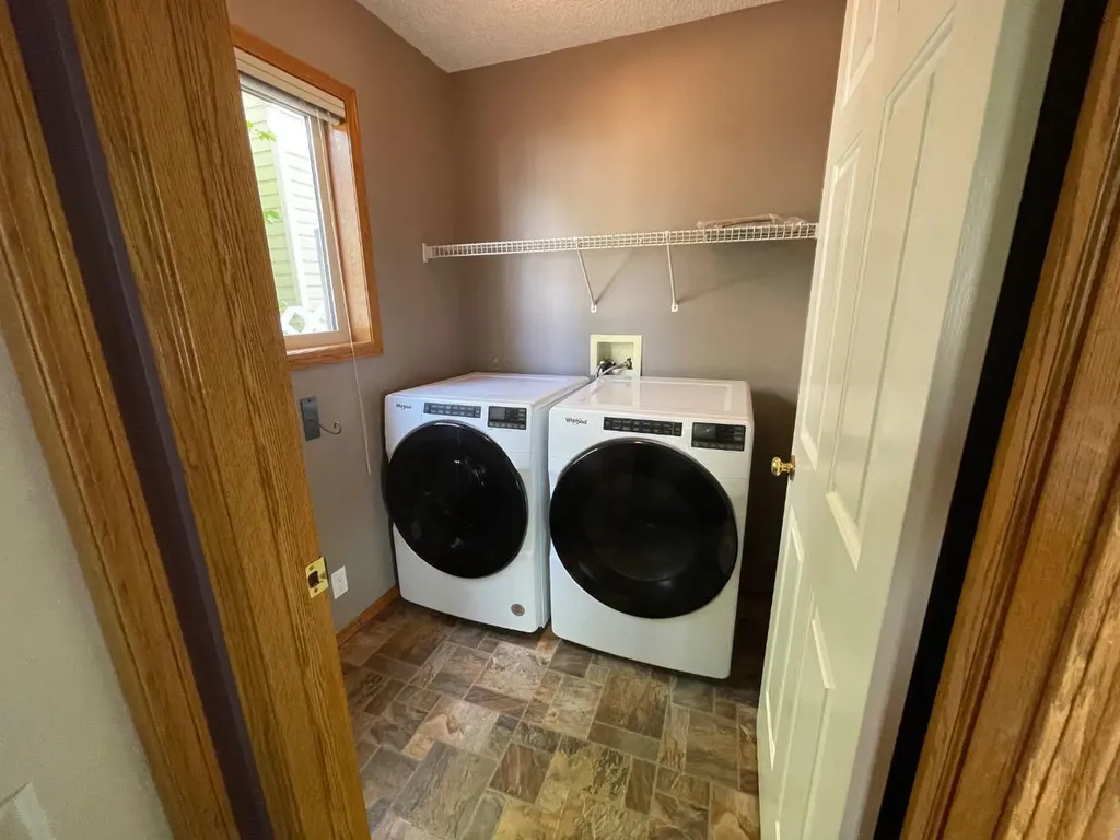 105 Tuscany Way NW Calgary AB T3L 2A4