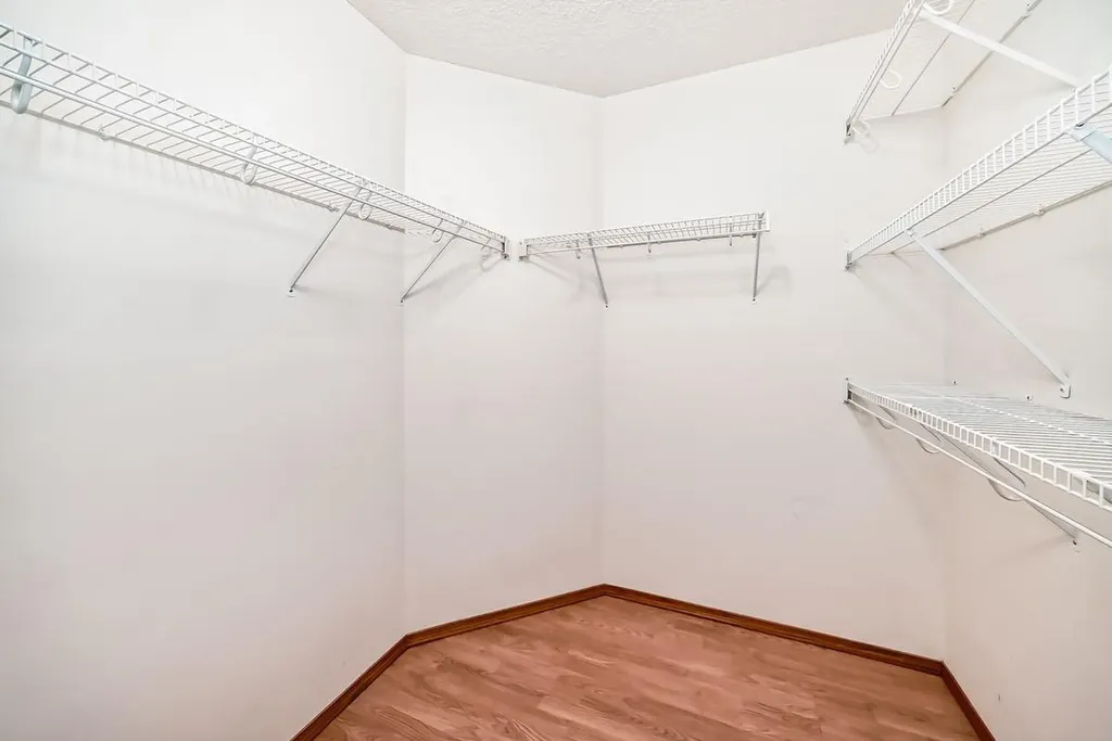 105 Tuscany Way NW Calgary AB T3L 2A4