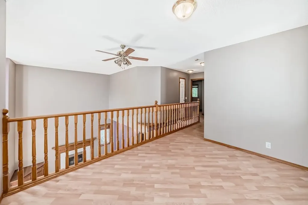 105 Tuscany Way NW Calgary AB T3L 2A4