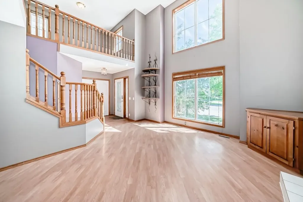 105 Tuscany Way NW Calgary AB T3L 2A4