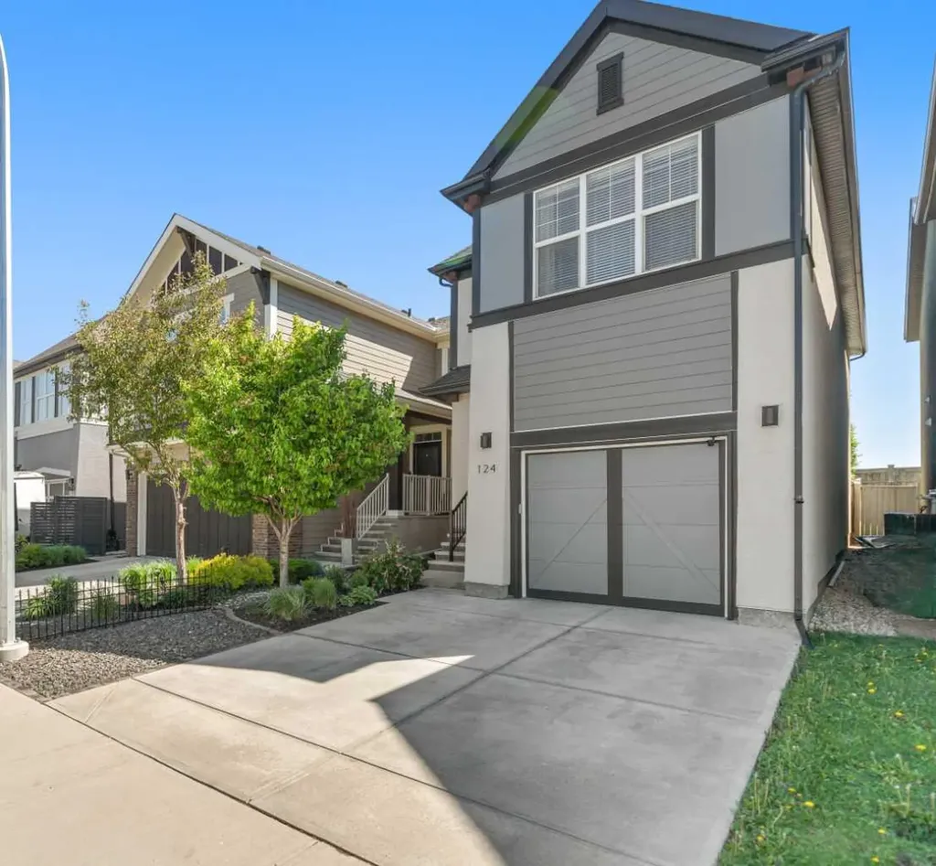 124 Masters Crescent SE Calgary AB T3M2M9