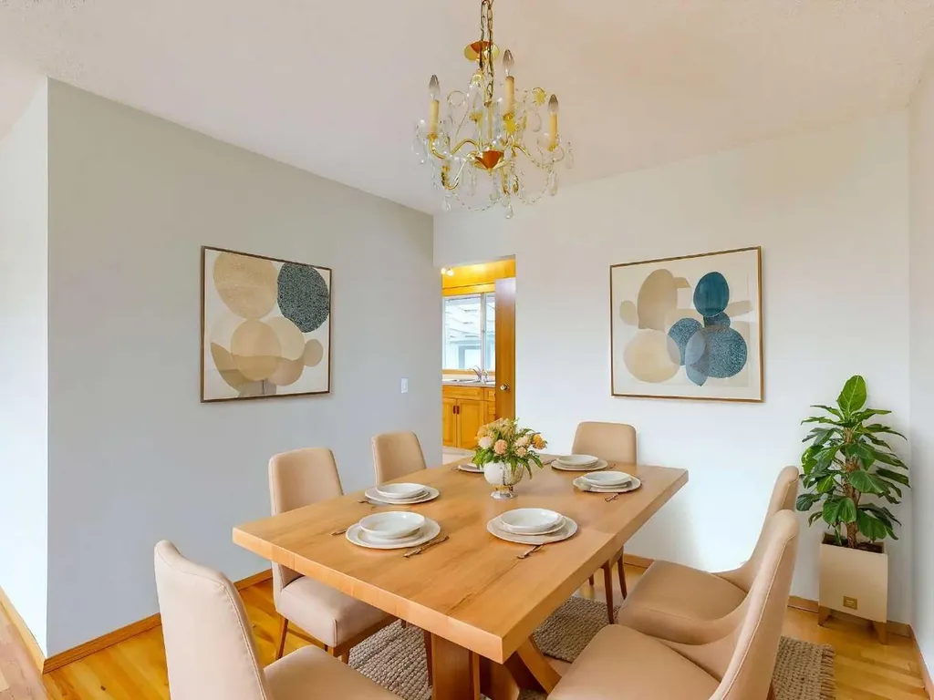 548 Mcintosh Road NE Calgary AB T2E 5Z3