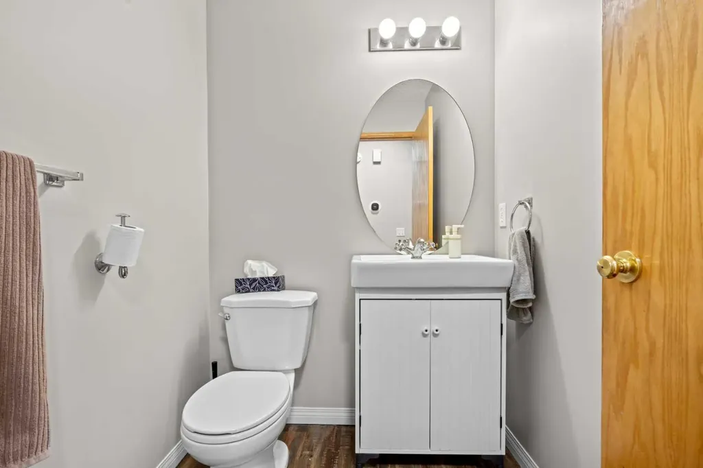 60 Chaparral Way SE Calgary AB T2X 3K6