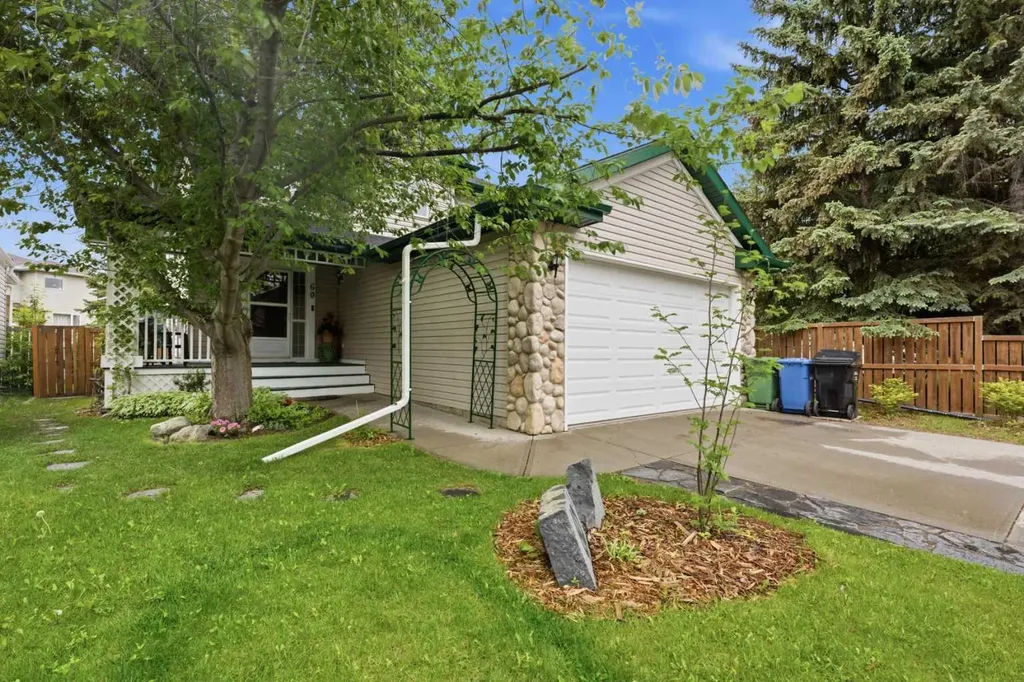 60 Chaparral Way SE Calgary AB T2X 3K6