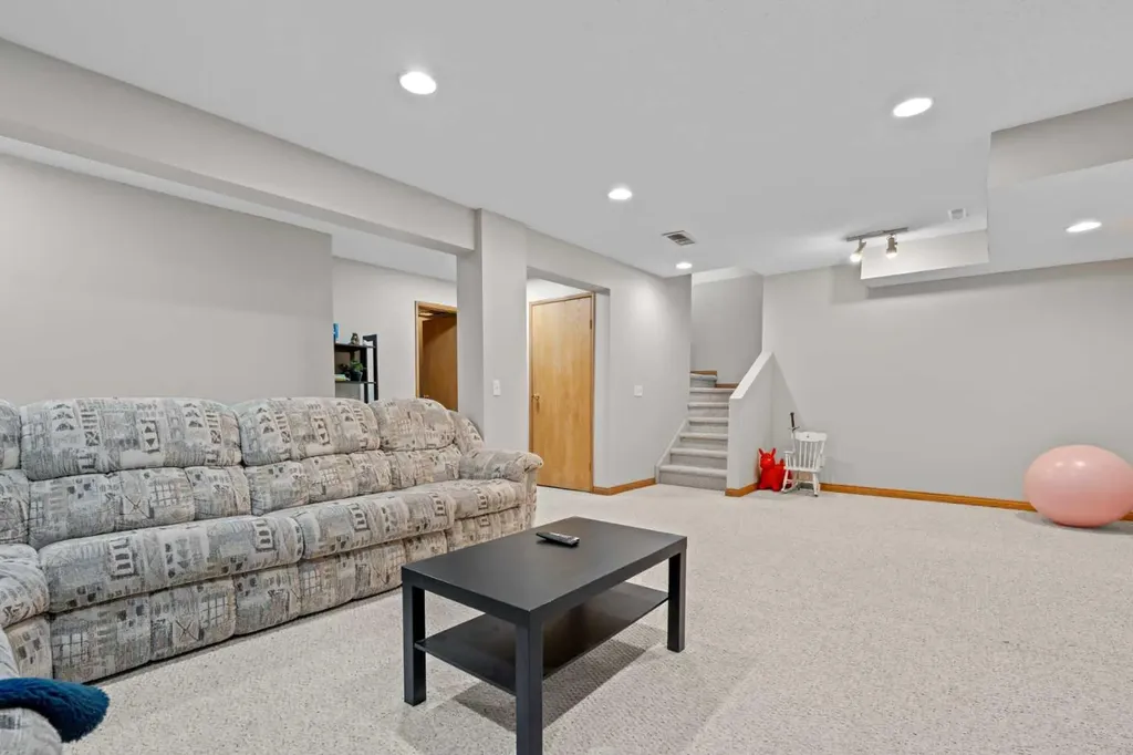 60 Chaparral Way SE Calgary AB T2X 3K6