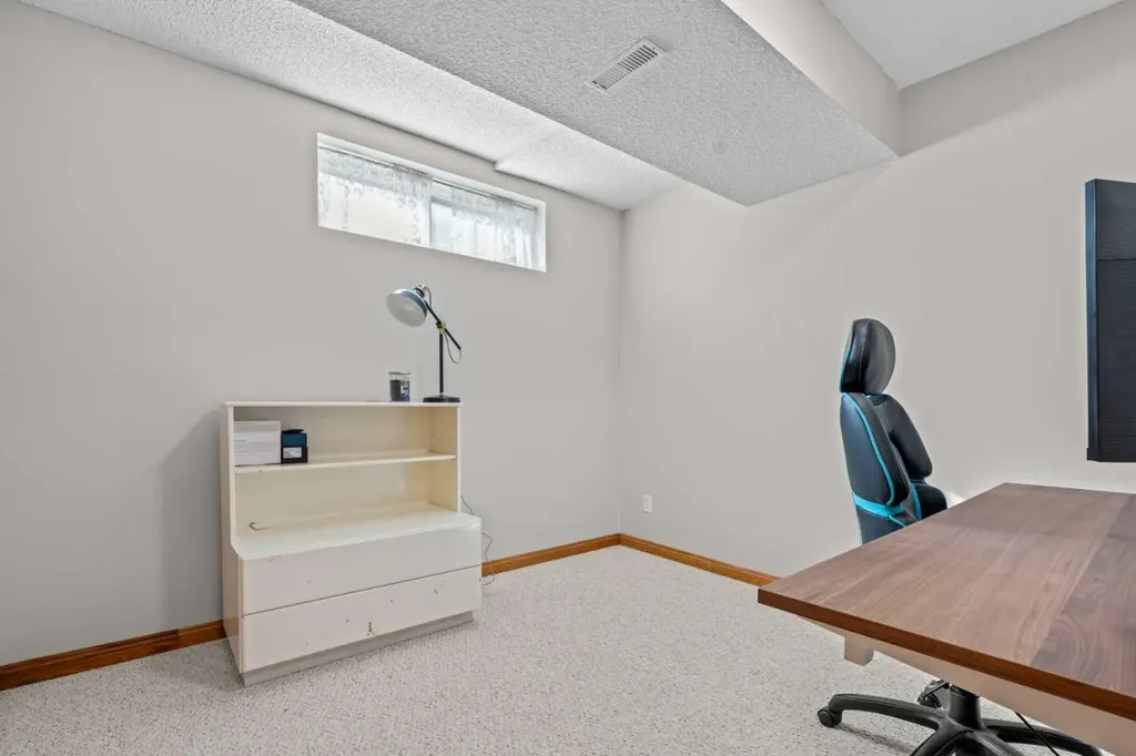 60 Chaparral Way SE Calgary AB T2X 3K6