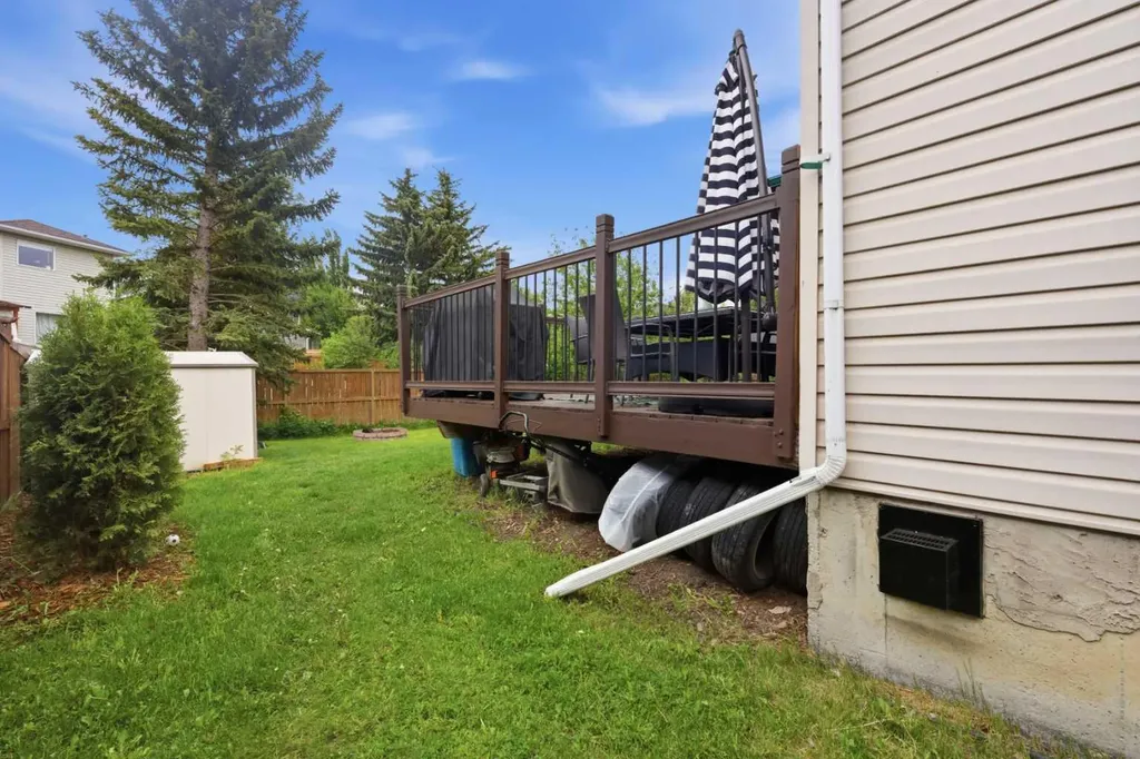 60 Chaparral Way SE Calgary AB T2X 3K6
