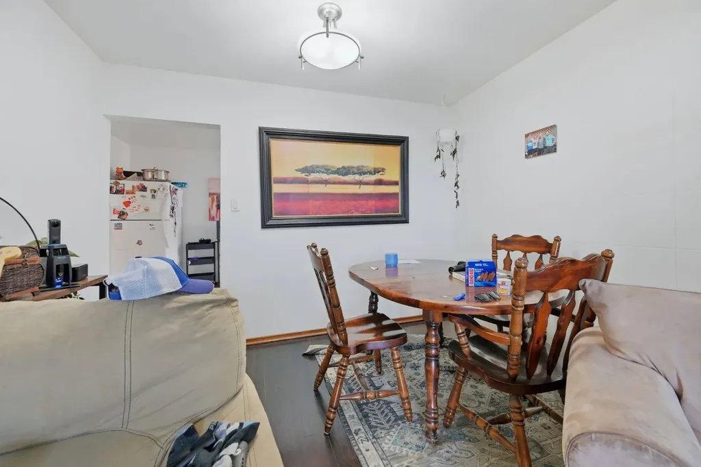203 42 Avenue SW Calgary AB T2S1A7