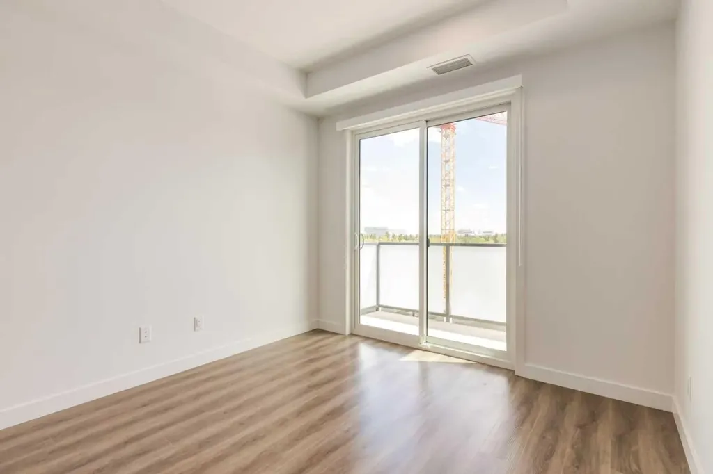 3107 Warren Street NW Calgary AB T3B 0M2