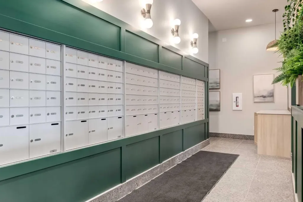 3107 Warren Street NW Calgary AB T3B 0M2