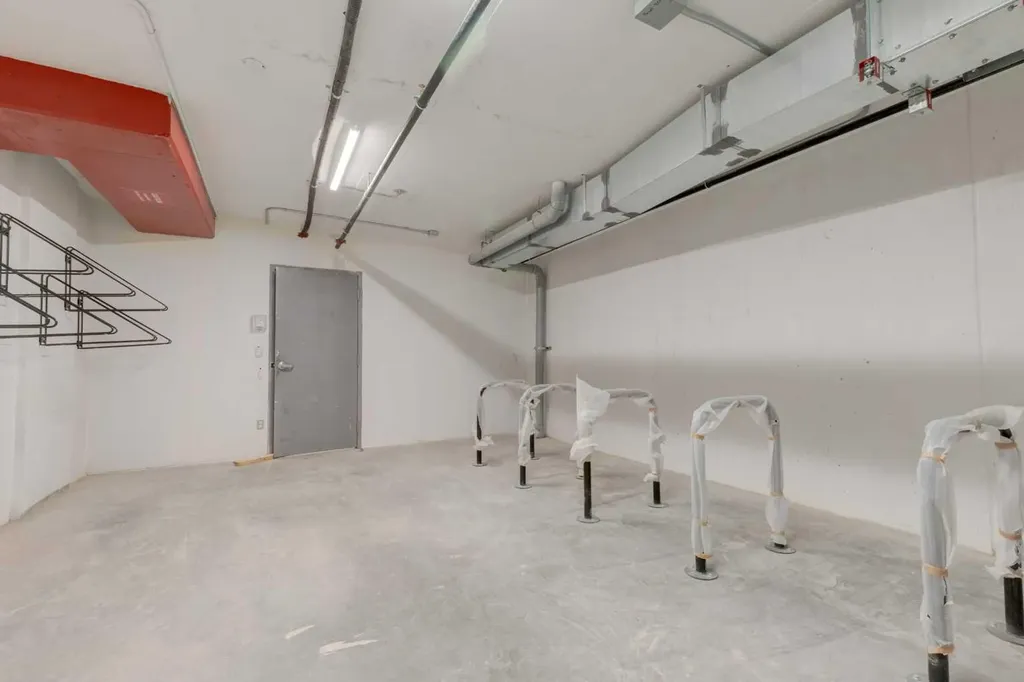 3107 Warren Street NW Calgary AB T3B 0M2