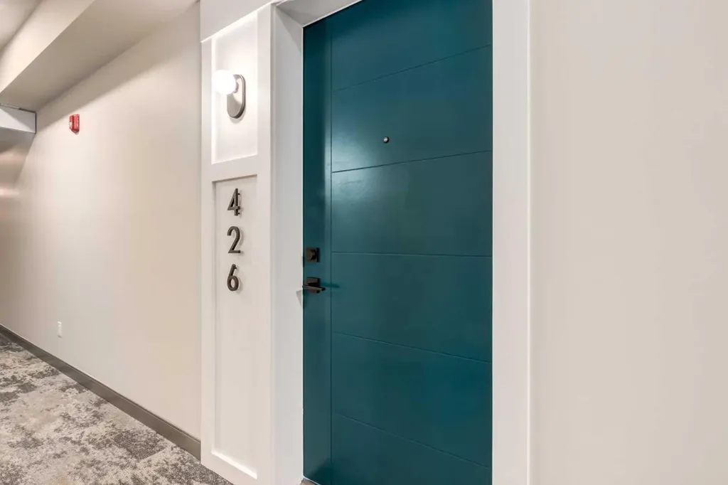 3107 Warren Street NW Calgary AB T3B 0M2