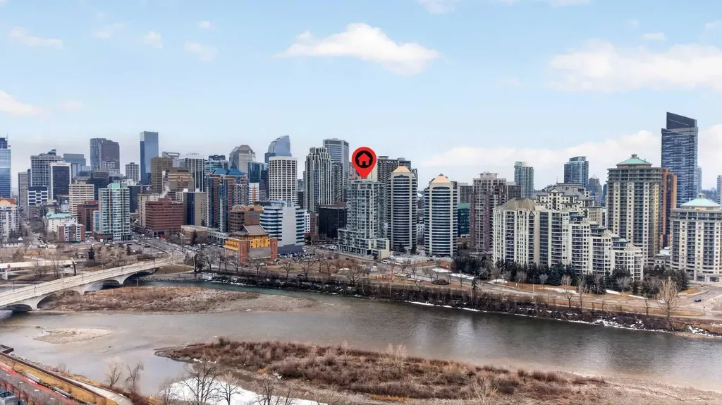 1025 5 Avenue SW Calgary AB T2P 1N4