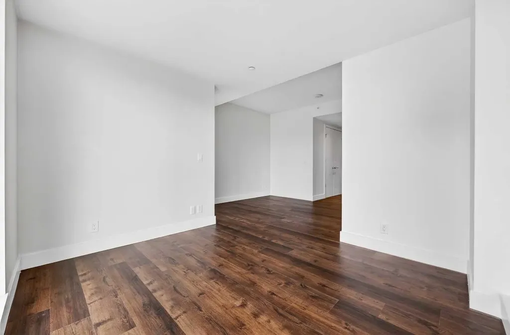 1025 5 Avenue SW Calgary AB T2P 1N4