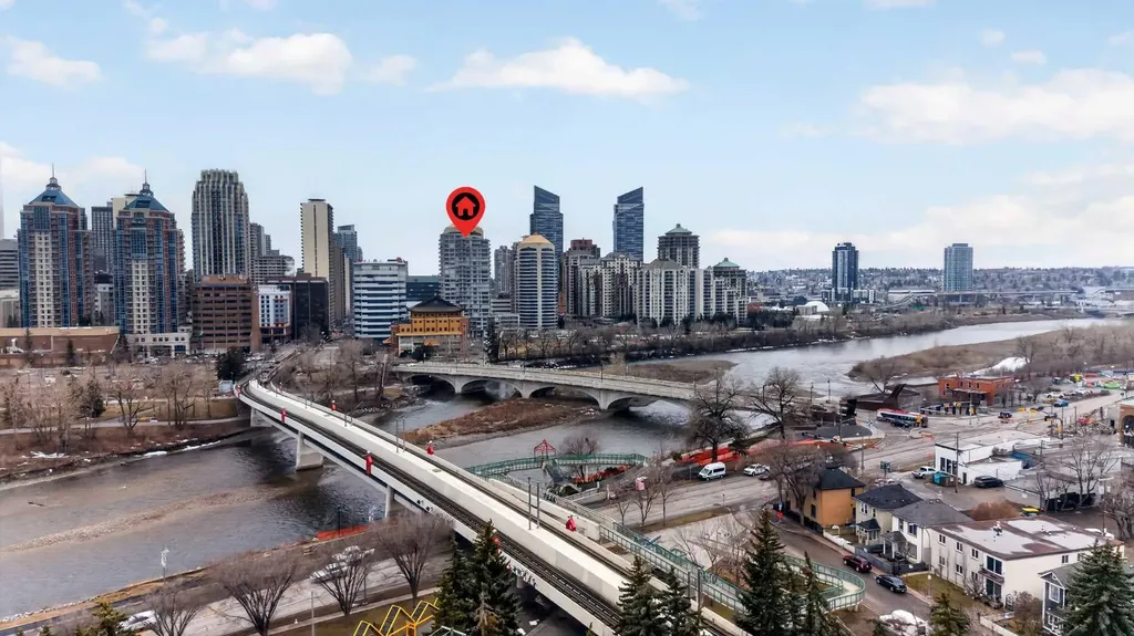 1025 5 Avenue SW Calgary AB T2P 1N4