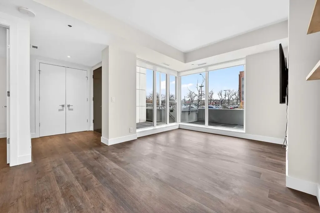 1025 5 Avenue SW Calgary AB T2P 1N4