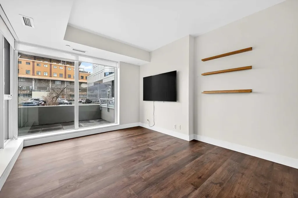 1025 5 Avenue SW Calgary AB T2P 1N4