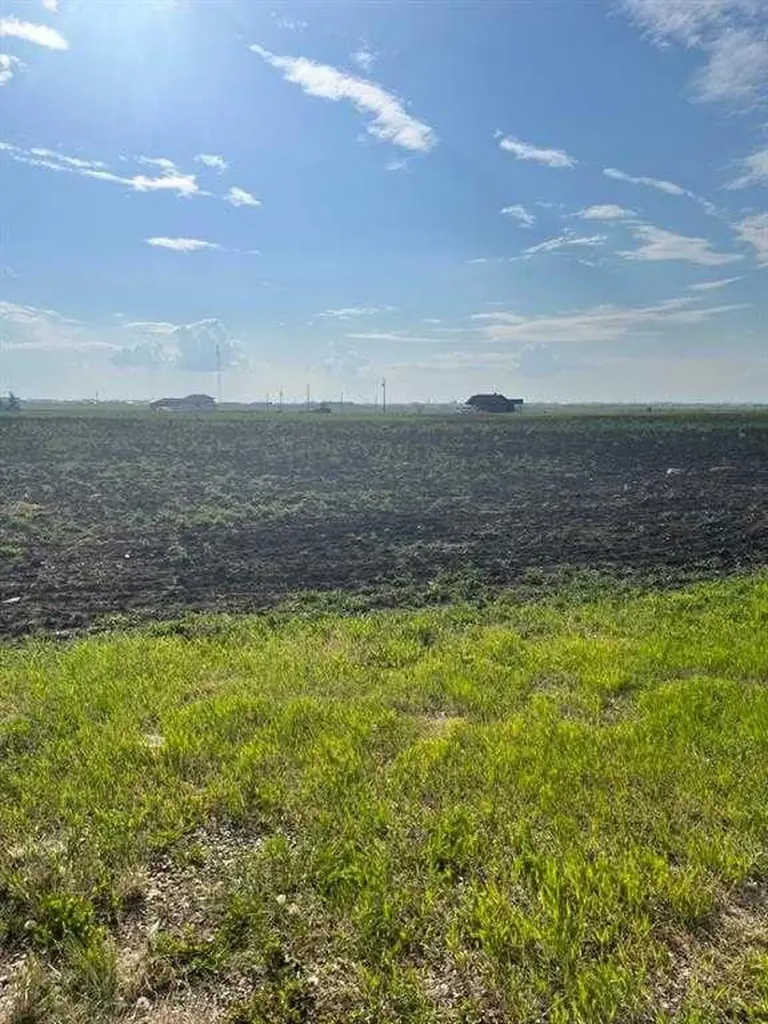 721022 Range Road 54 Clairmont AB T8X0G7