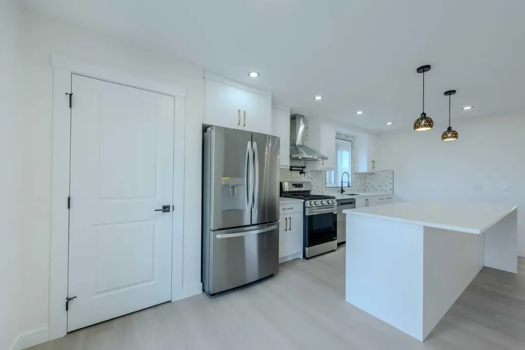 93 Coral Reef Crescent NE Calgary AB T3J 3Y4