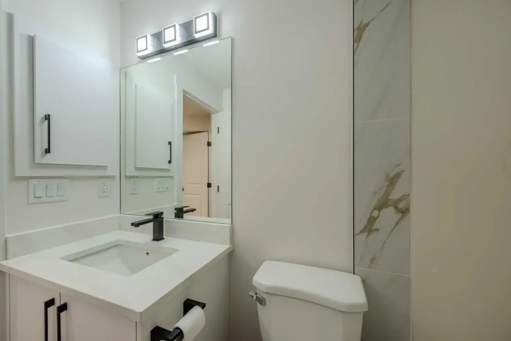 93 Coral Reef Crescent NE Calgary AB T3J 3Y4