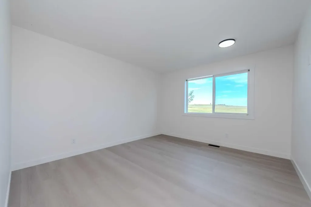 93 Coral Reef Crescent NE Calgary AB T3J 3Y4