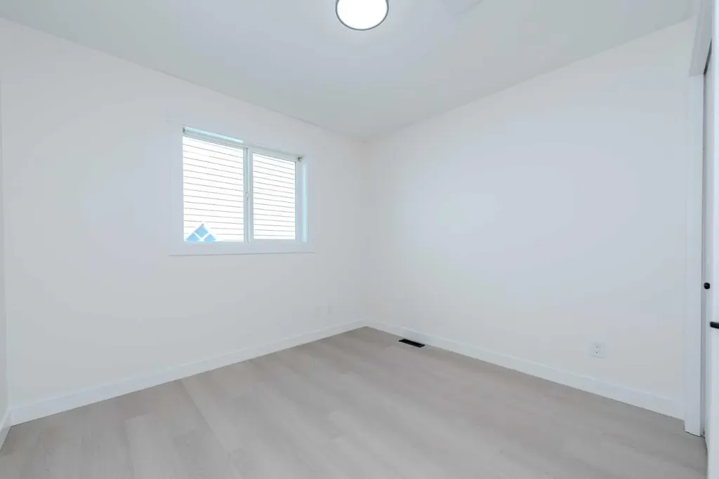 93 Coral Reef Crescent NE Calgary AB T3J 3Y4